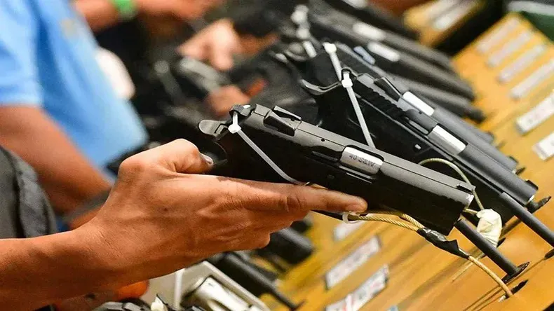 Armas